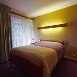 Le Castel Du Cantal Groupe Village Fani 3*