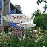 Le Castel Du Cantal Groupe Village Fani 3* Thiezac