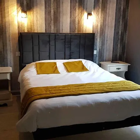 Hotel Le Castel Du Cantal Groupe Village Fani
