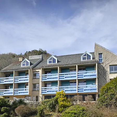 Hotel Le Castel Du Cantal Groupe Village Fani 2*